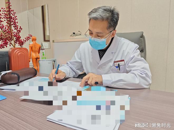 MK体育癫痫病治疗专家裴海旭——癫痫患者平时要注意运动锻炼！(图1)