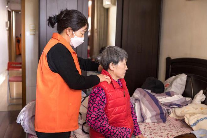 “一人一方案”专业“三人团”服务上门丨家庭照护MK体育床位