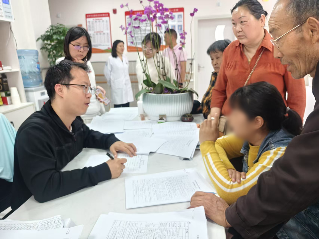 绵MK体育阳市涪城区杨家镇卫生院启动精神障碍患者康复支持活动 多维度服务助力患者回归社会(图2)