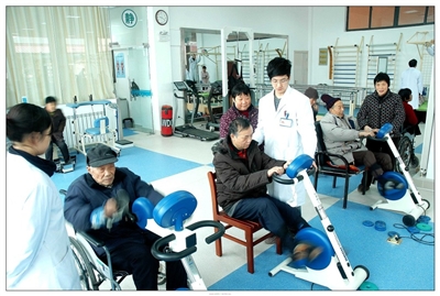 MK体育“我又能走路了!”国内首例闭环脊髓神经接口植入者实现自主行走370万患者迎曙光