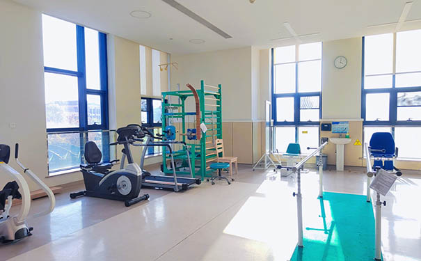 MK体育运动+医学如何发展?广东成立运动医学专业质量控制中心