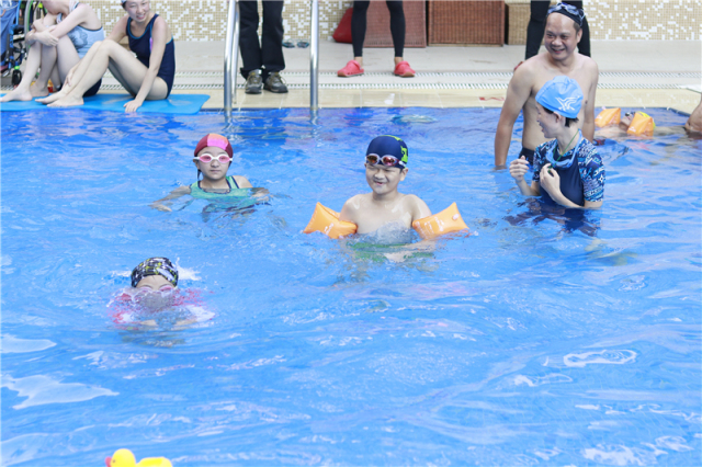 第五届瓷娃娃大会绽放深圳宣告“瓷娃娃”不MK体育脆弱｜2017第五届全国病友大会圆满落幕(图10)