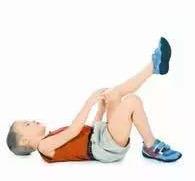 MK体育奚梦瑶聚餐被偶遇本人素颜现身皮肤白皙五官精致气质是真好呀